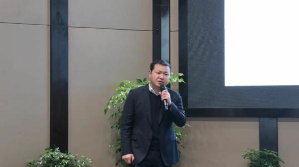 交付中心總監曾亞輝作2022年質量目標及方案匯報 交付中心總監曾亞輝作2022年質量目標及方案匯報