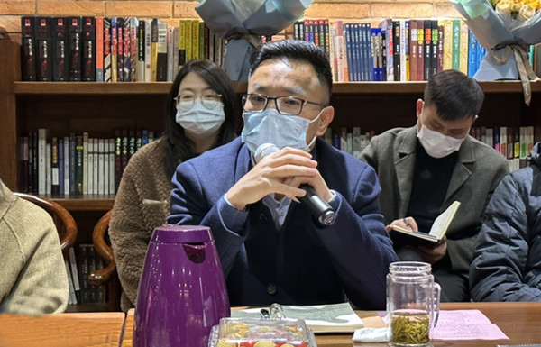 1671670606249877.jpg 陳渝陽董事長與優秀員工麵對麵交流.jpg